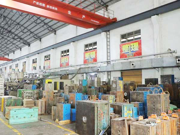 星科實業(yè)-省電空調(diào)裝配車間 星科實業(yè)-省電空調(diào)裝配車間